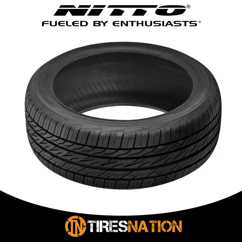 Nitto Motivo 365 235/45R17 97W Tire 1